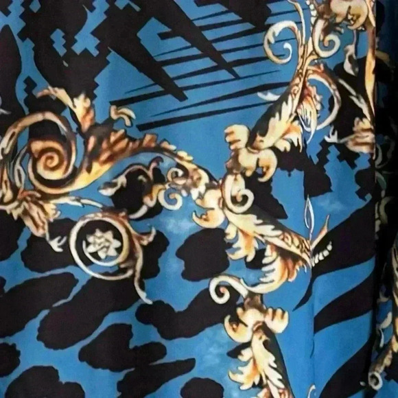 FREE 🆕Women’s  | Printed Stretch Blazer - Picture 3 of 14